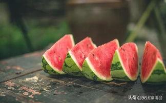 到了吃瓜的季节,畅享清凉吃瓜季