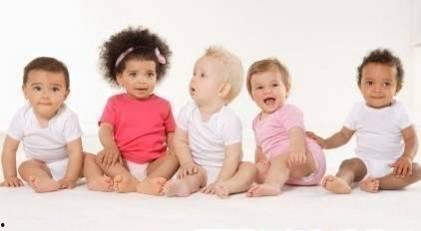 宝宝爱笑吃瓜群众,瓜群欢声笑语”