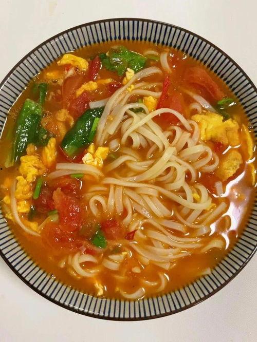 鸡蛋面吃瓜,夏日清爽新体验