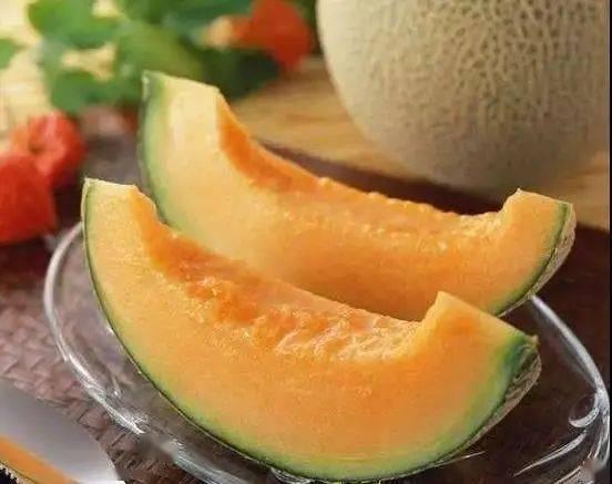 哈密瓜幼瓜能淹着吃吗,可直接食用的新鲜美味