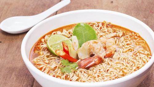 刘大瓜吃泡面,一场味蕾与时间的较量