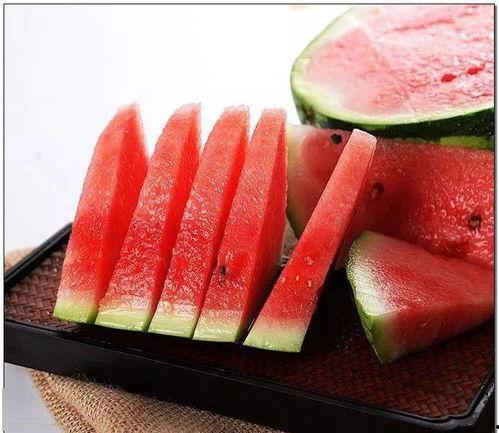 吃瓜王少女,网络红人的崛起与争议