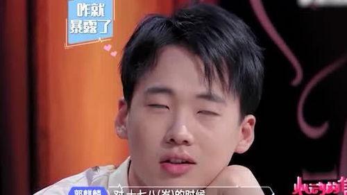 众人吃瓜王老师,王老师成焦点，揭秘娱乐圈幕后故事