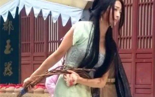 楚楚吃瓜日记,揭秘娱乐圈幕后故事