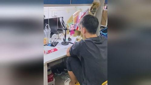 吃瓜寝室拍的视频